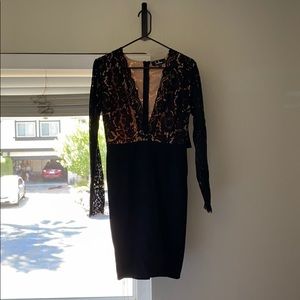 Lulus Black Lace Sleeved Dress